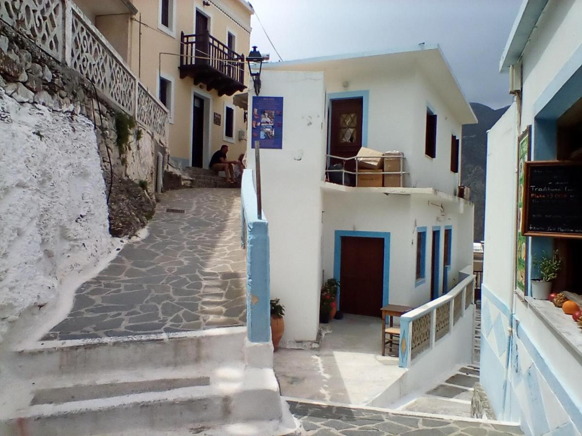 Olympos Apt With Amazing Mountain View ภายนอก รูปภาพ