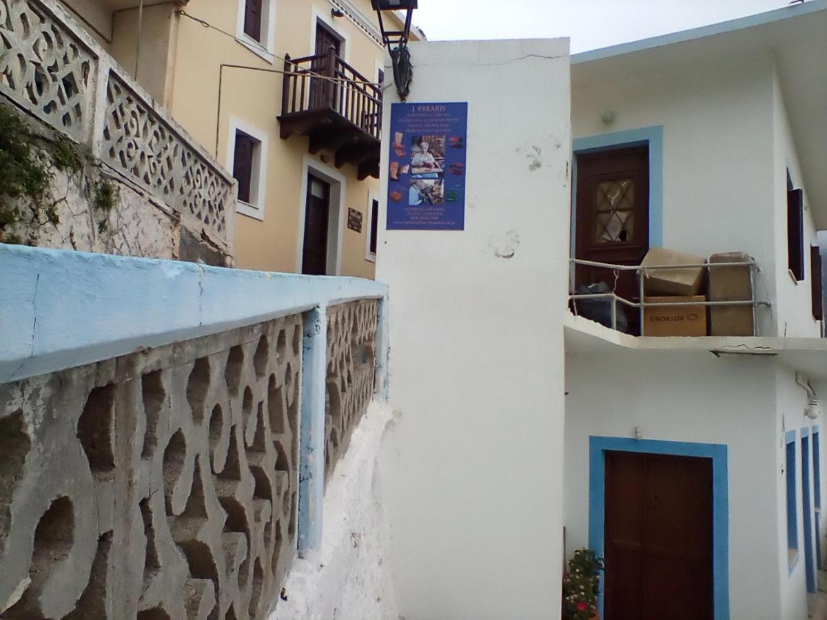 Olympos Apt With Amazing Mountain View ภายนอก รูปภาพ